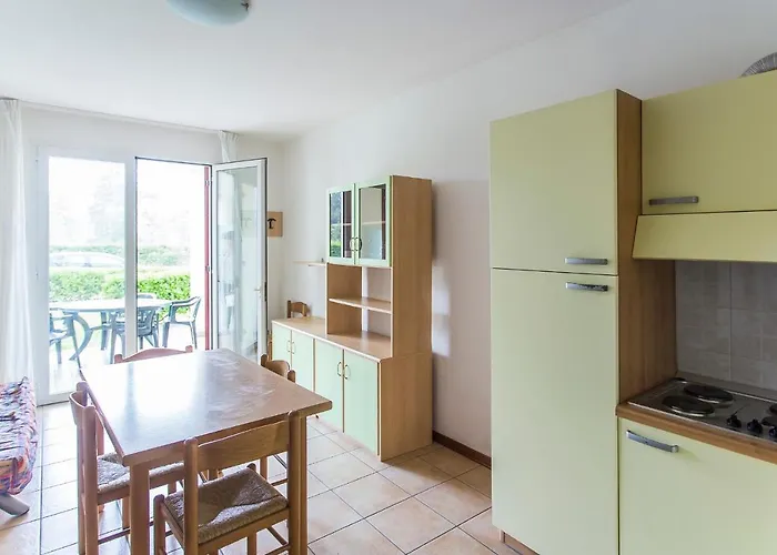 Villaggio Calycanthus