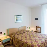 Villaggio Calycanthus Апартаменти *