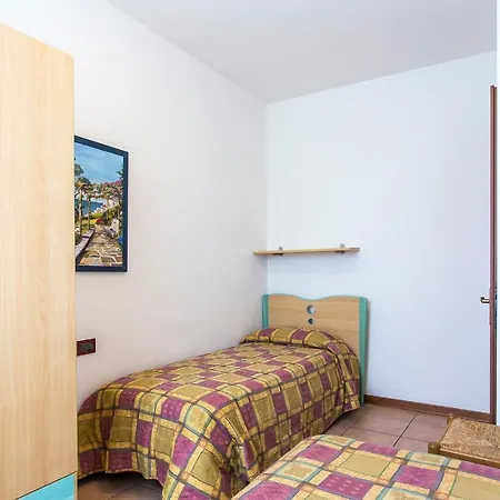 Apartment Villaggio Calycanthus