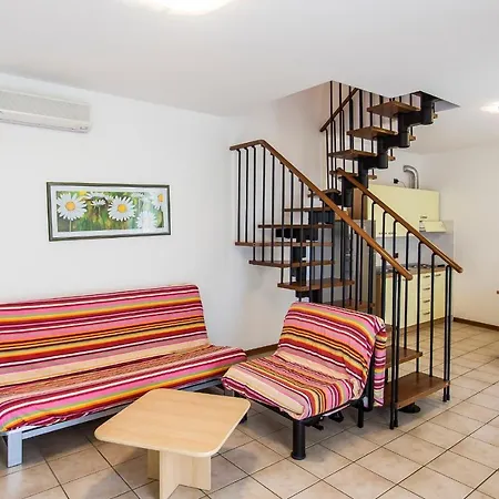 Villaggio Calycanthus Апартаменты