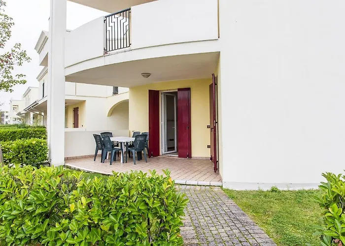 Villaggio Calycanthus *