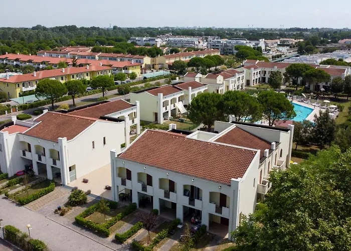 Villaggio Calycanthus *